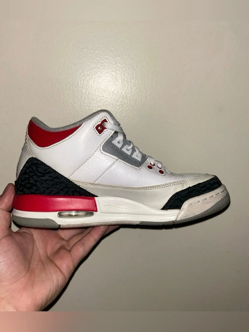 Air Jordan 3 Retro Fire Red